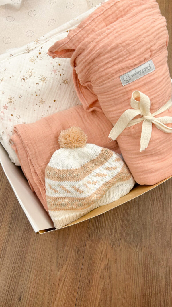 Essential Box - Imagen 3